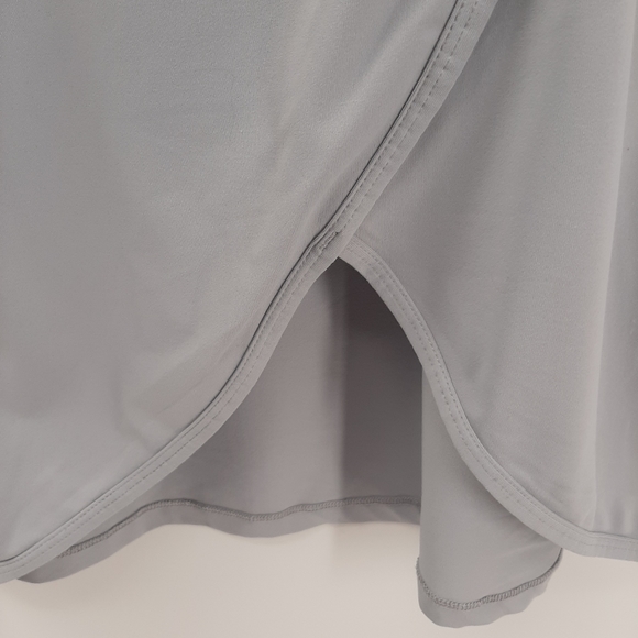 Fabletics gray Dani open tulip back tank t… - Picture 6 of 9